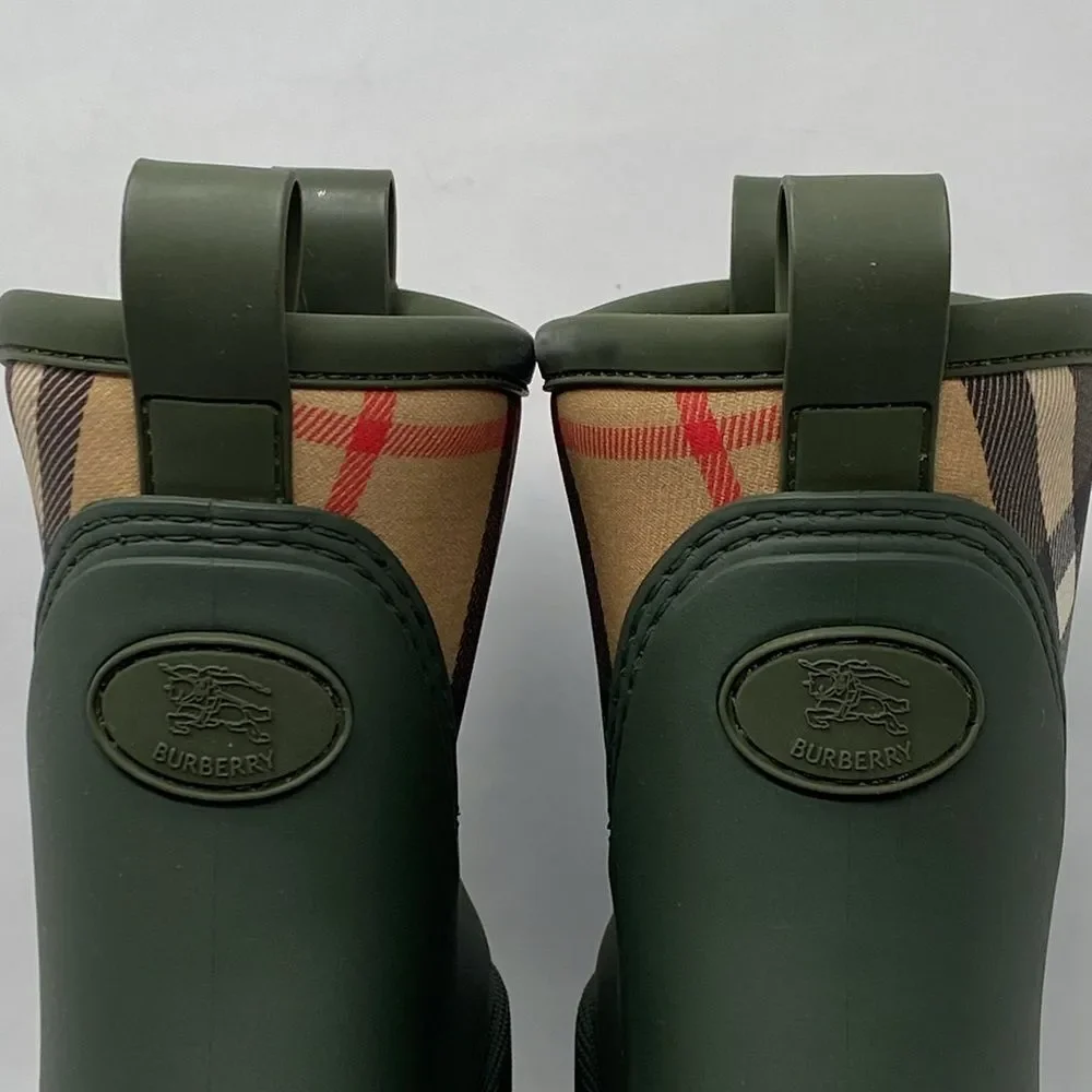 Burberry Rubber Marsh Stamp Heeled Low Boots​ size 37